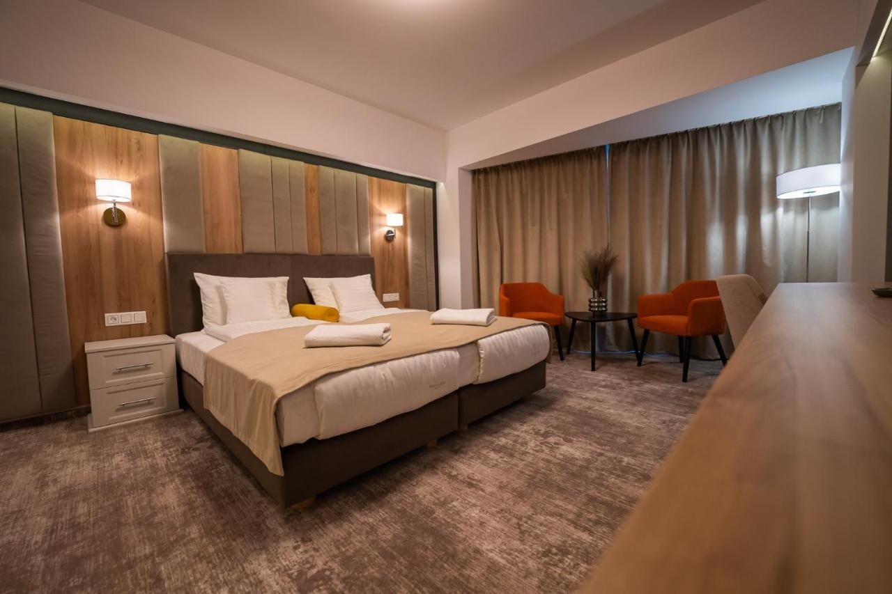 Ludus Hotel River מראה חיצוני תמונה